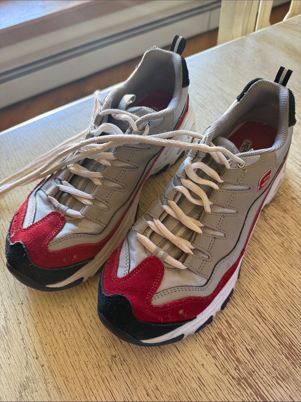 Women’s Athletic Sneakers in Gray, Red & Black